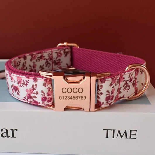 PERSONALIZZABILE - SET COLLARE PER CANI A FIORI ROSA