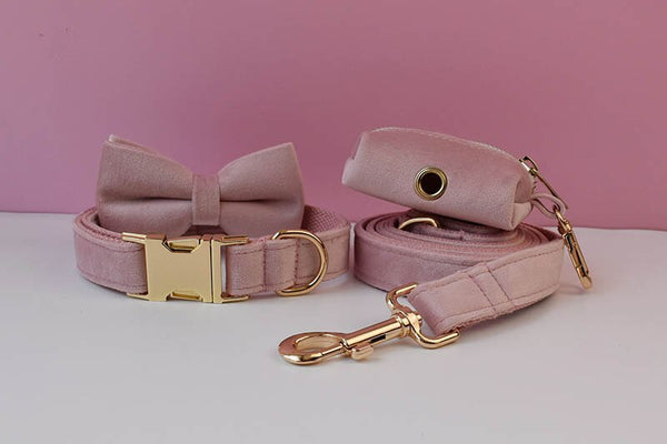PERSONALIZZABILE - SET COLLARE PER CANI IN VELLUTO ROSA DALIA