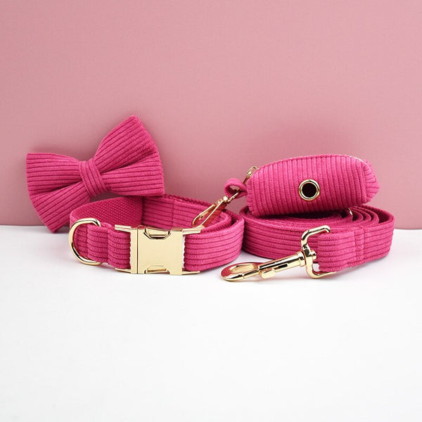 PERSONALIZZABILE - SET PETTORINA PER CANI IN VELLUTO ROSA FRAGOLA A COSTE
