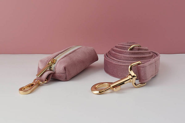 CUSTOMIZABLE - DOG HARNESS SET IN ANTIQUE PINK VELVET