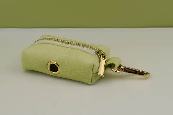 PERSONALIZZABILE - SET COLLARE PER CANI IN VELLUTO PISTACCHIO