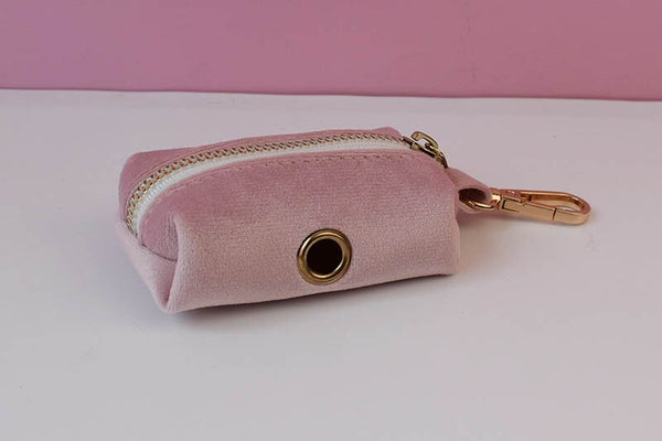 PERSONALIZZABILE - SET PETTORINA PER CANI IN VELLUTO ROSA CIPRIA