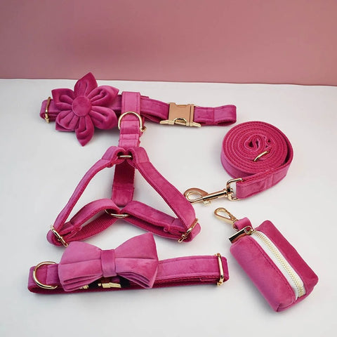 PERSONALIZZABILE - SET PETTORINA PER CANI IN VELLUTO PEONIA