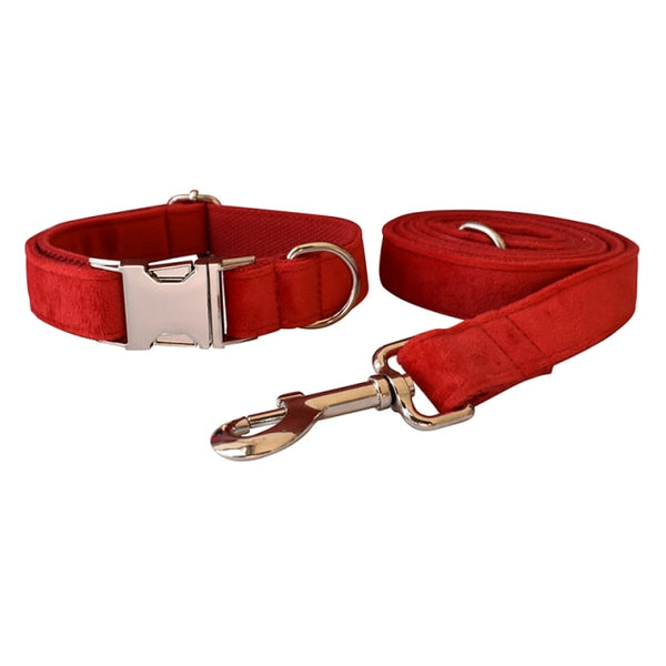 PERSONALIZZABILE - SET COLLARE PER CANI IN VELLUTO ROSSO