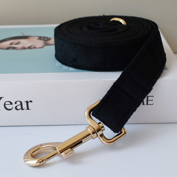 PERSONALIZZABILE - SET COLLARE PER CANI IN VELLUTO NERO