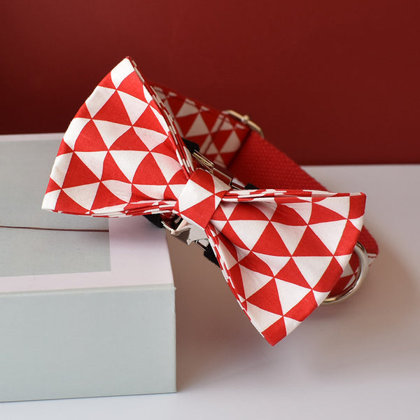 PERSONALIZZABILE - SET COLLARE PER CANI TRIANGOLI ROSSO