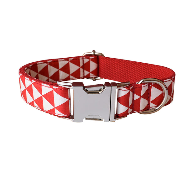 PERSONALIZZABILE - SET COLLARE PER CANI TRIANGOLI ROSSO