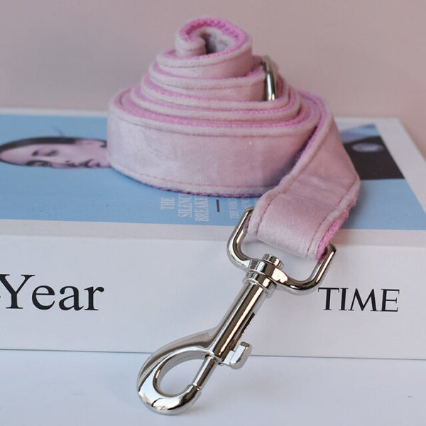 PERSONALIZZABILE - SET COLLARE PER CANI IN VELLUTO ROSA TENUE